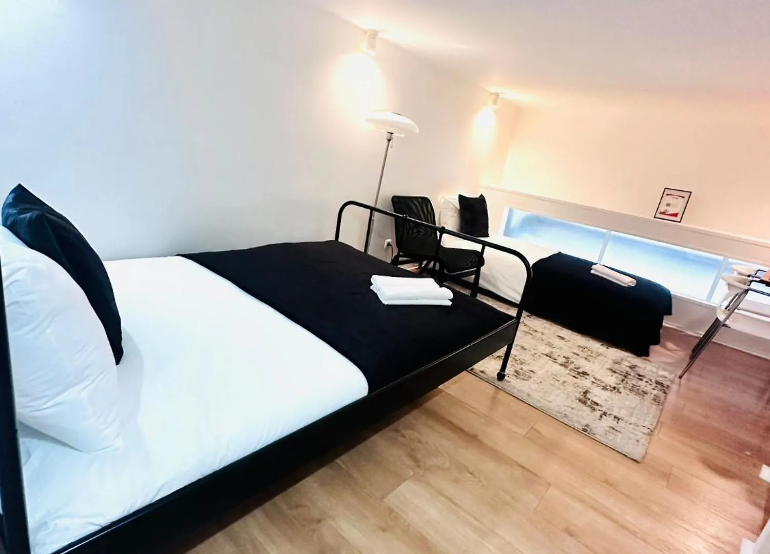 Central Lisbon Flat, Best Location In Town